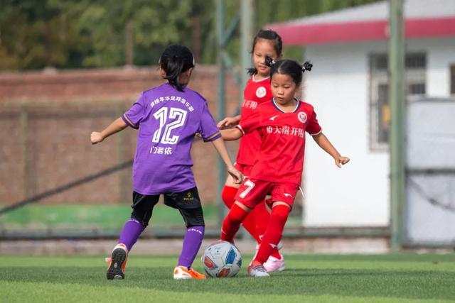 阿莫林认可约罗潜力是曼联最值得培养的球员之一